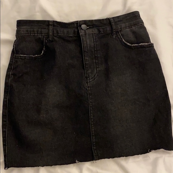 Skirt - Picture 1 of 4